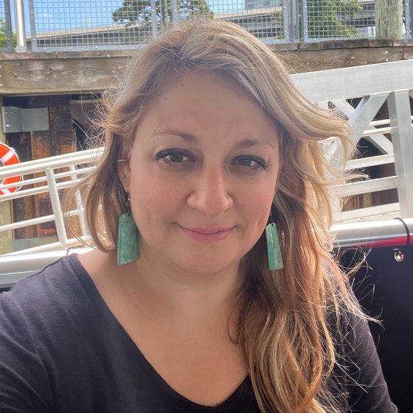 Meet your Posher, Maryjo - Picture 2 of 2